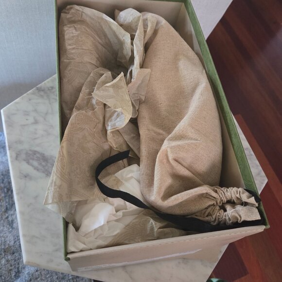 GUCCI NAPPA SILK GG LEATHER SNEAKER - SIZE 8 - Picture 3 of 12